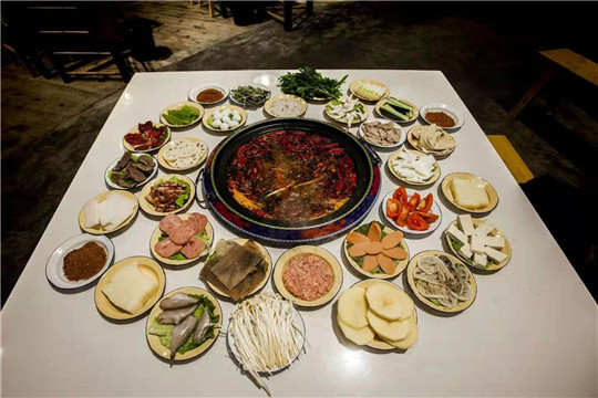 【mile米乐】我校退休老教授为学校图书馆捐书1000余册(图4) mile米乐(集团)-milesports